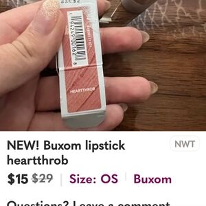 Buxom lipstick heartthrob